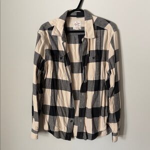 American Eagle Outfitters Heritage Flannel in Black and Cream